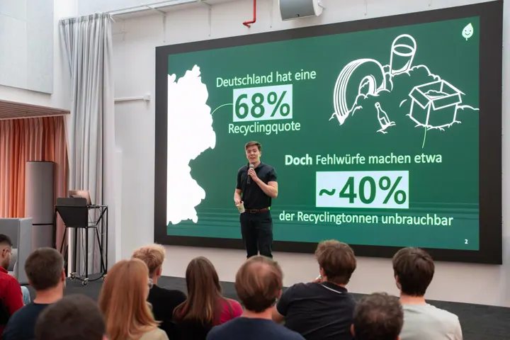 Vortrag mit Statistik-Folie